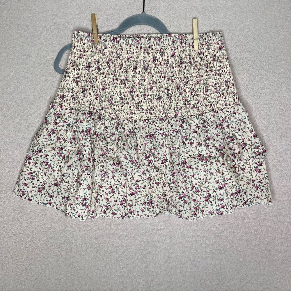 NEW Tuckernuck Smocked Floral Mini Skirt Women’s M Cream/Pink Y2K Hyacinth House - Picture 5 of 10